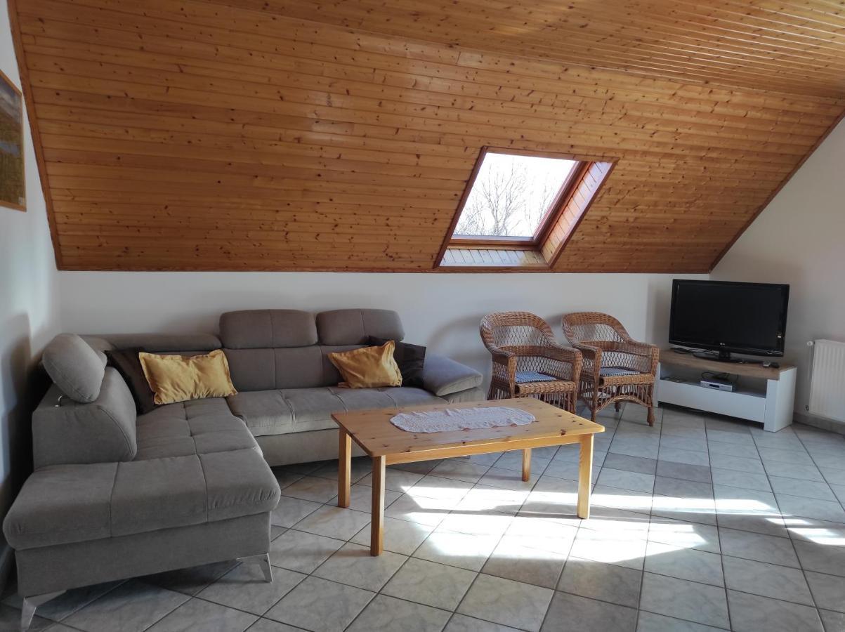 Badacsony Apartmanhaz Badacsonytomaj Luaran gambar